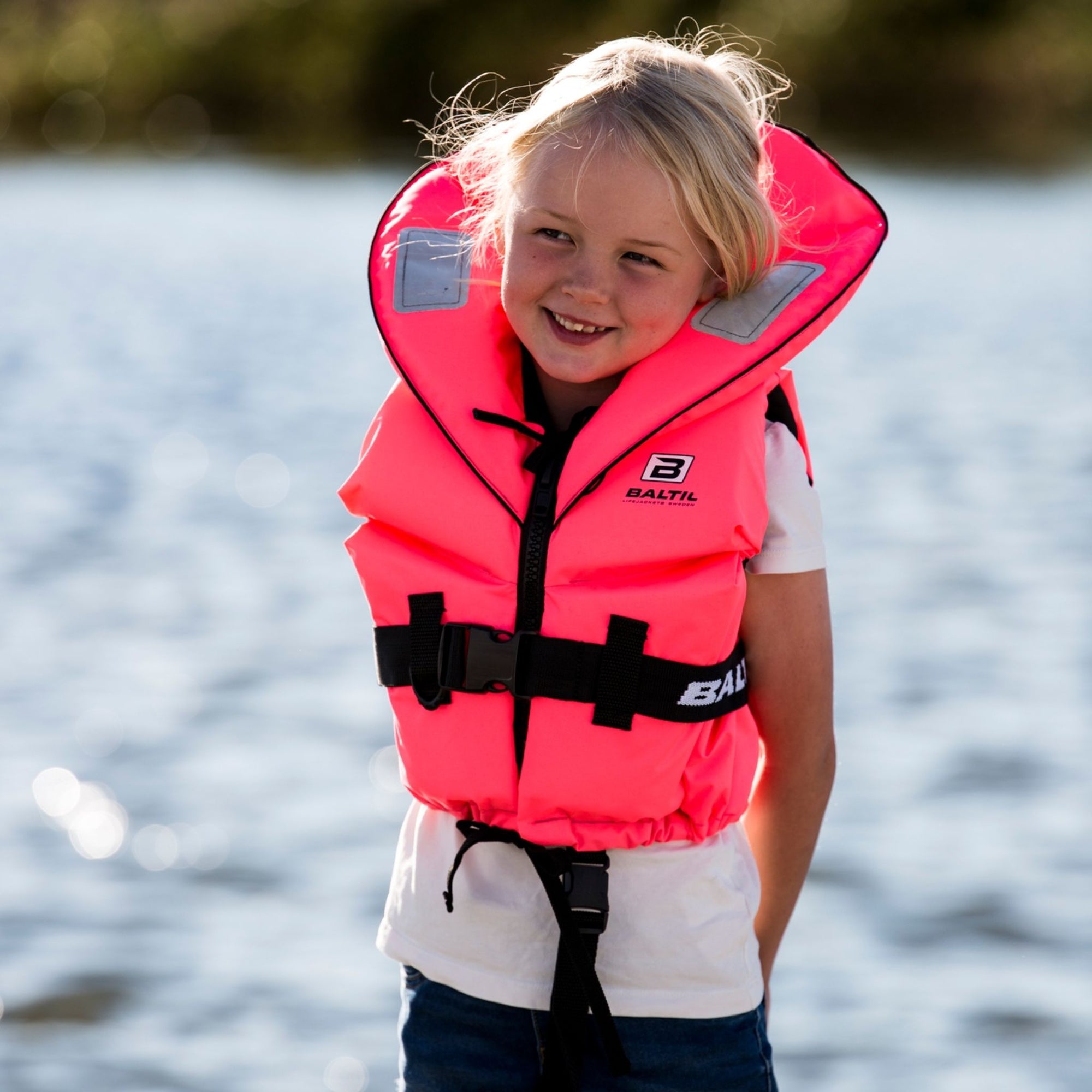 Baltic kids life vest grab handle for quick recovery from the water