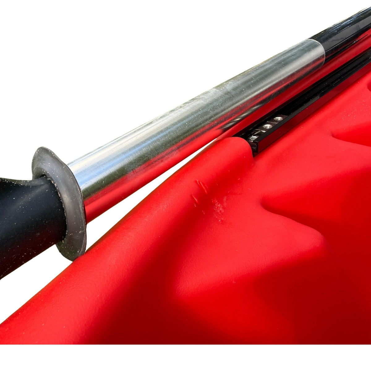 Clearance Zone 0037 Red Manta 9ft Fishing Kayak With Upgraded Aluminium Chair