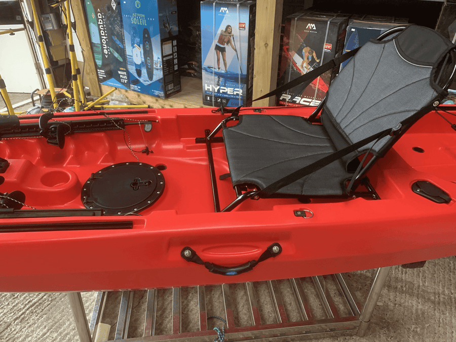 DOG FISH FISHING KAYAK INCLUDES UPGRADED CHAIR